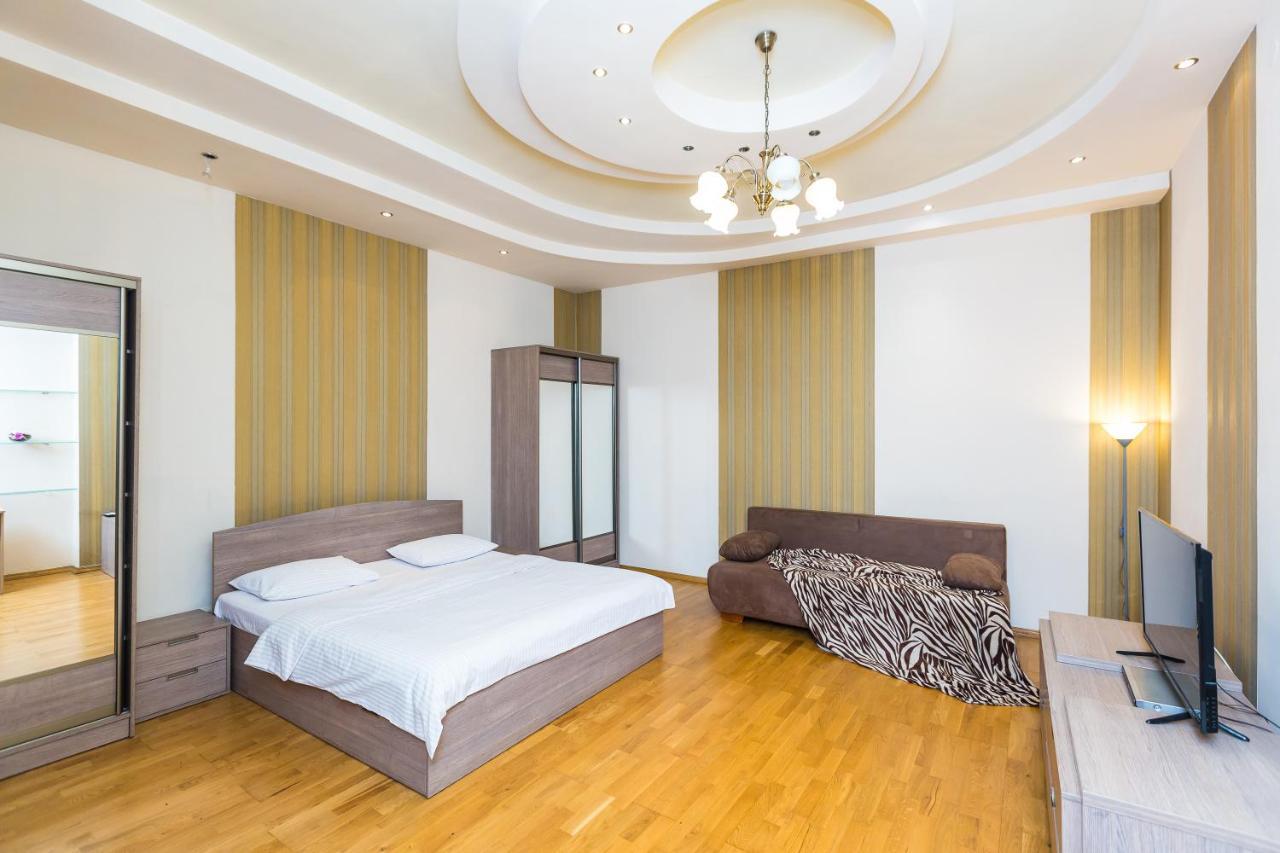 Куліша 41, Апартаменти в центрі Львов Экстерьер фото
