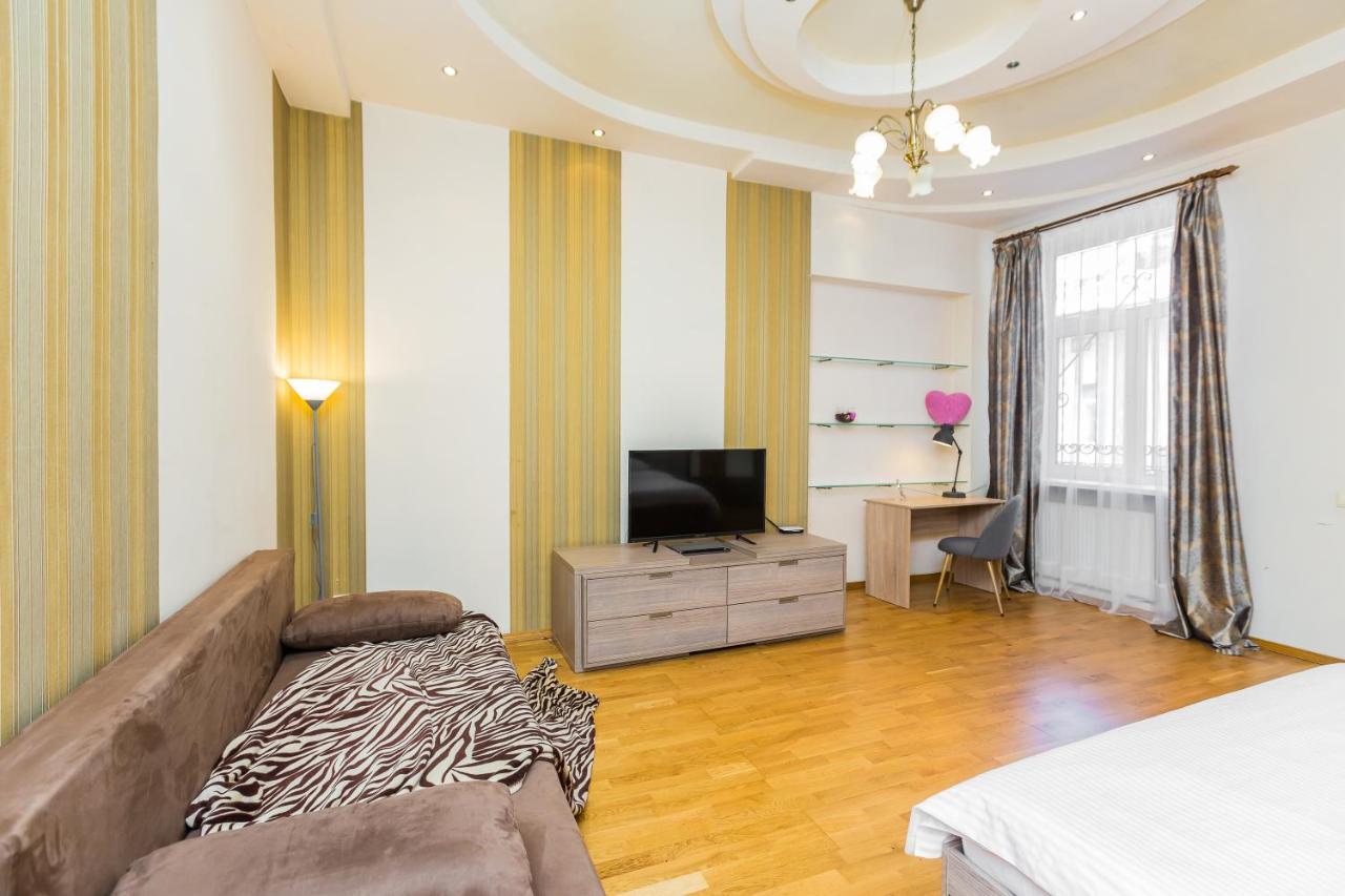 Куліша 41, Апартаменти в центрі Львов Экстерьер фото