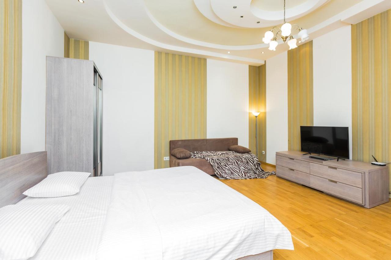 Куліша 41, Апартаменти в центрі Львов Экстерьер фото